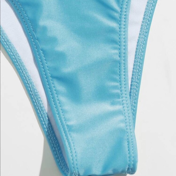 NWT - Solid Knot Front Bikini swimsuit 2pcs - Picture 4 of 5